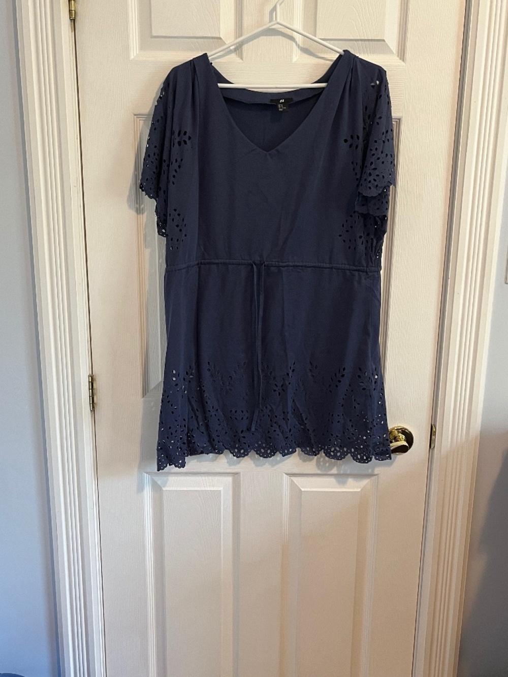 H&M Blue dress with eyelets and short sleeves